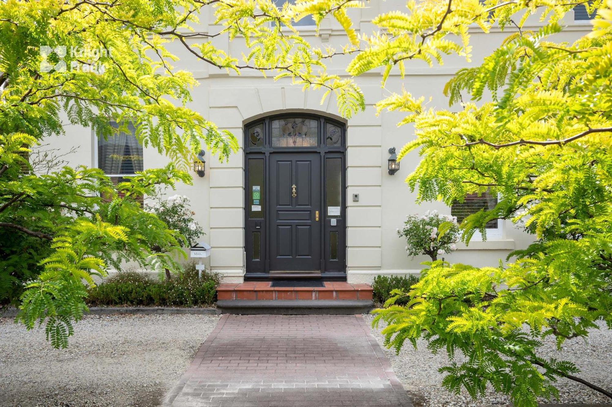 Clydesdale Manor Bed & Breakfast Hobart Exterior photo